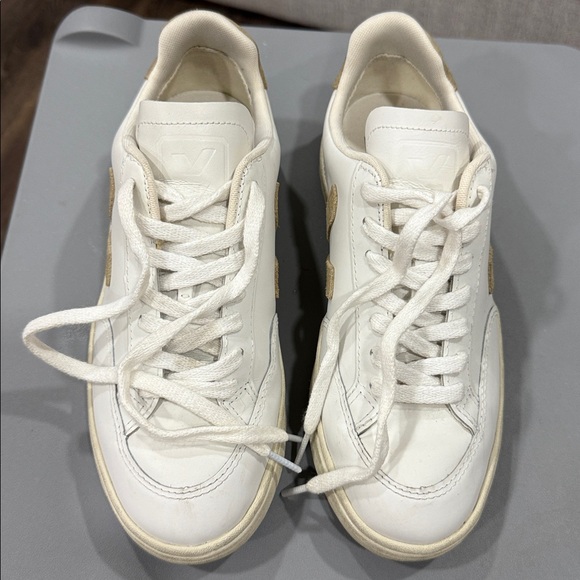 VEJA V-12 Leather Sneakers in White/Dune - Women’s Size 7 - Picture 2 of 7